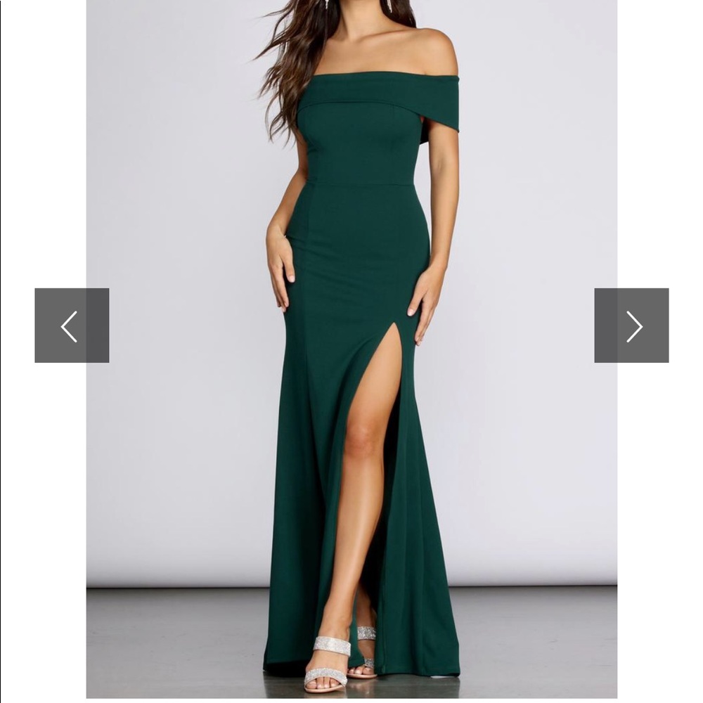 WORN ONCE Layci Formal High Slit Dress GREEN Large